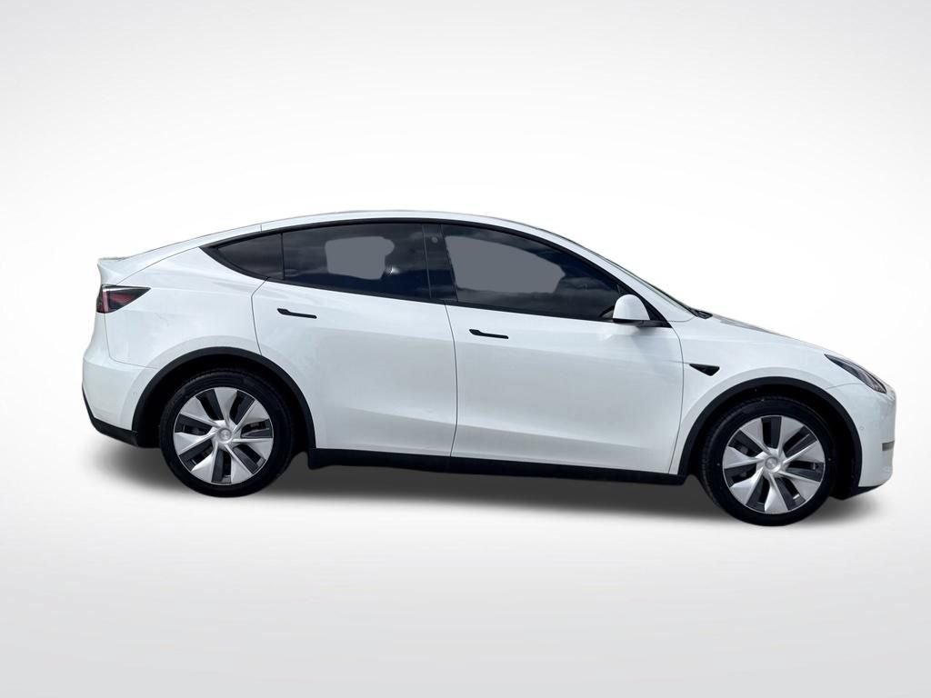 Used 2021 Tesla Model Y Long Range AWD/4WD image 7