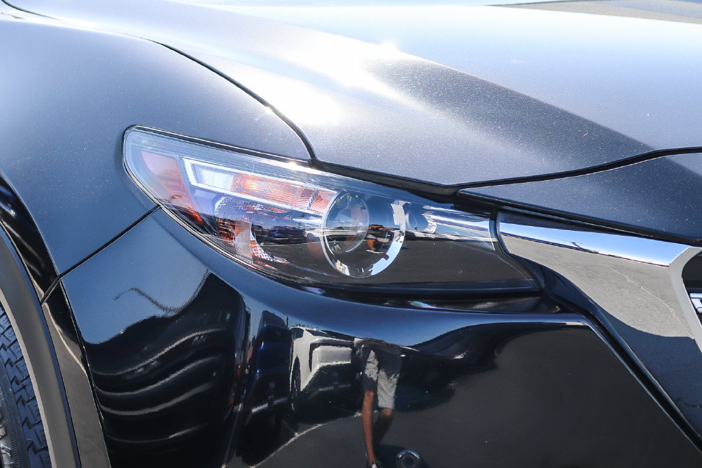 Used 2018 MAZDA CX-9 Touring w/ Touring Premium Package FWD image 8