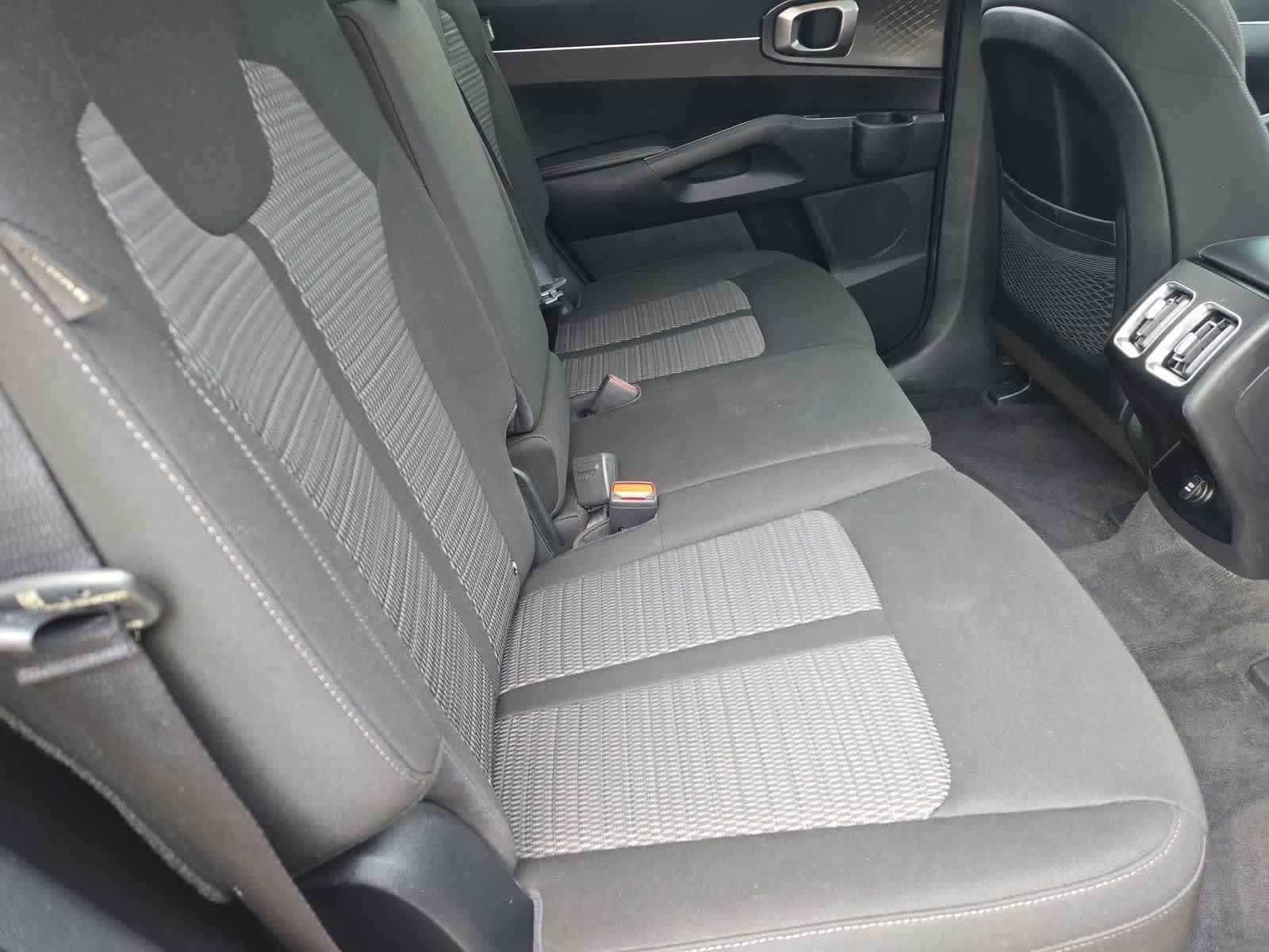 Certified 2024 Kia Sorento LX FWD image 18