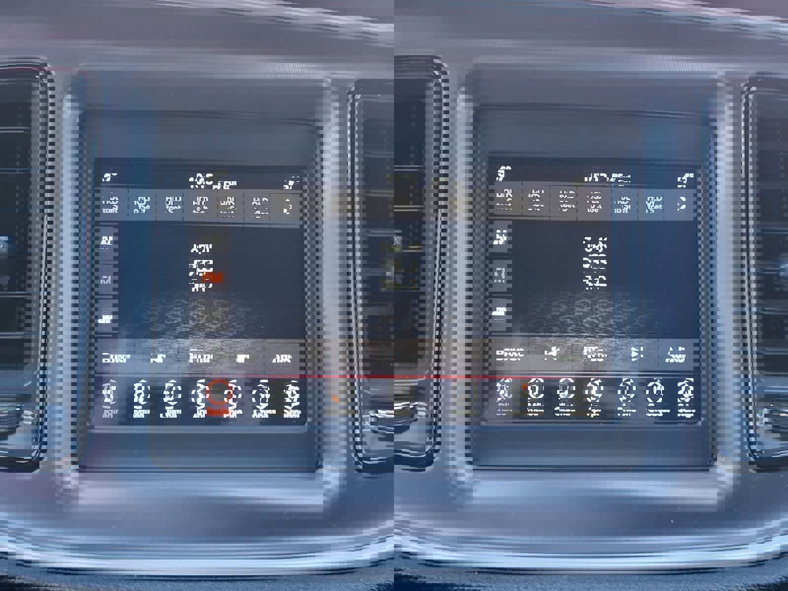 Used 2019 Dodge Challenger R/T w/ Driver Convenience Group image 20