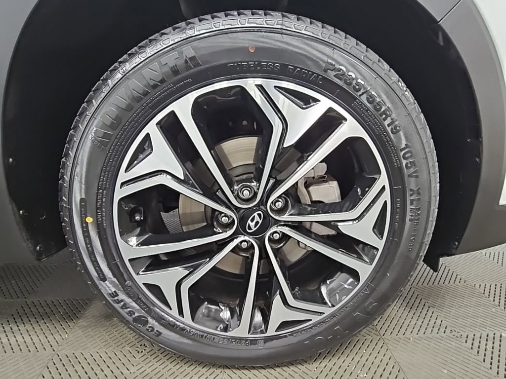 Used 2020 Hyundai Santa Fe Limited image 50