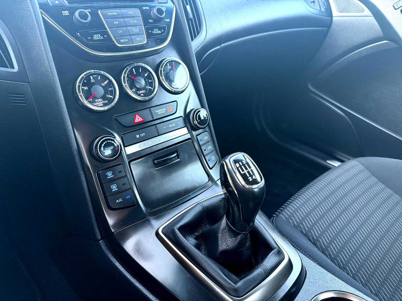 Used 2013 Hyundai Genesis 2.0T image 20