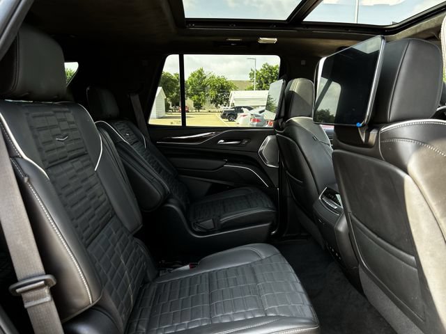 Used 2024 Cadillac Escalade Sport Platinum AWD/4WD image 32
