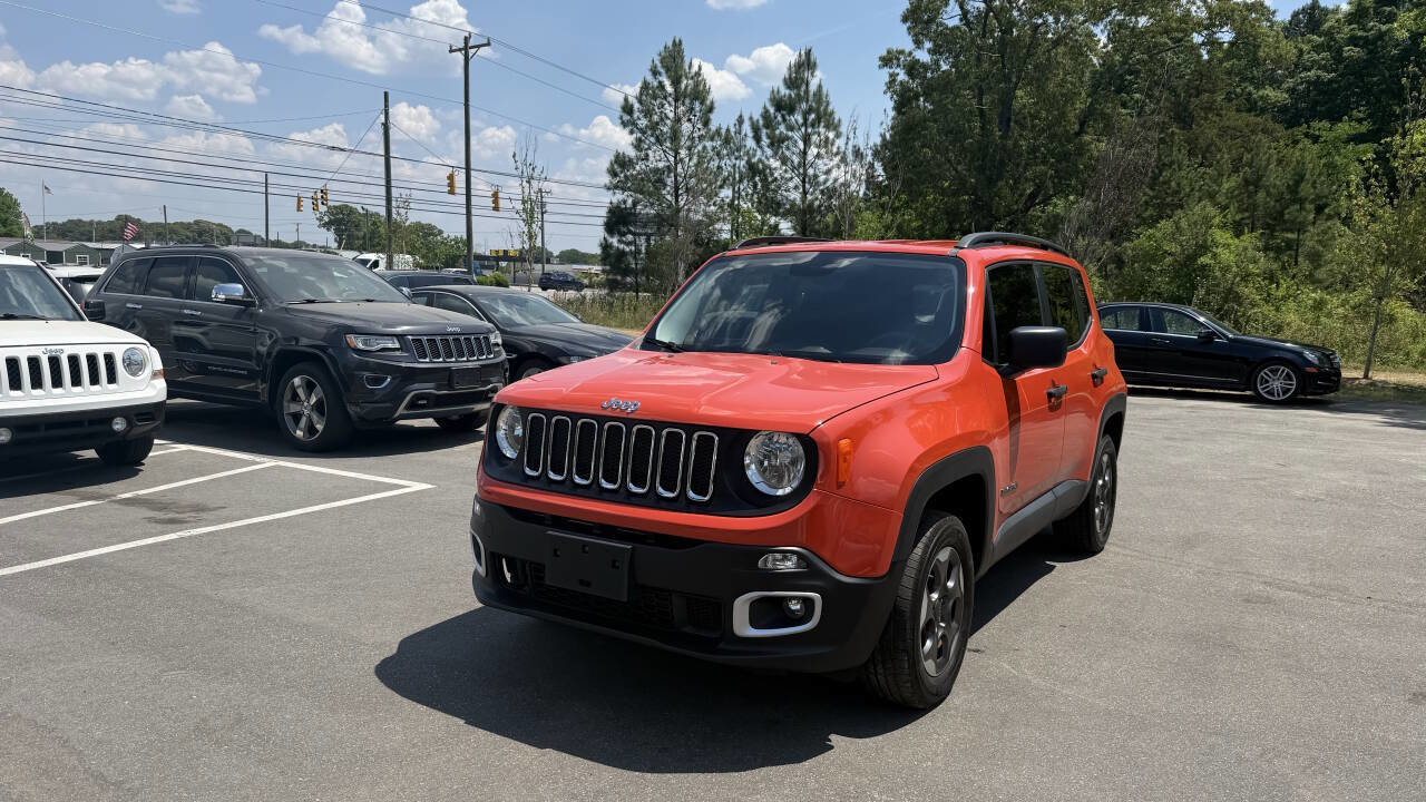 Used 2017 Jeep Renegade Sport w/ Power & Air Group AWD/4WD image 3