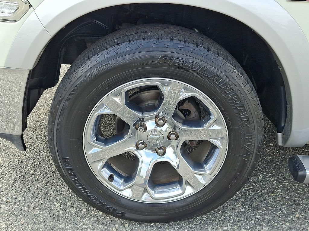 Used 2017 RAM 1500 Laramie AWD/4WD image 29