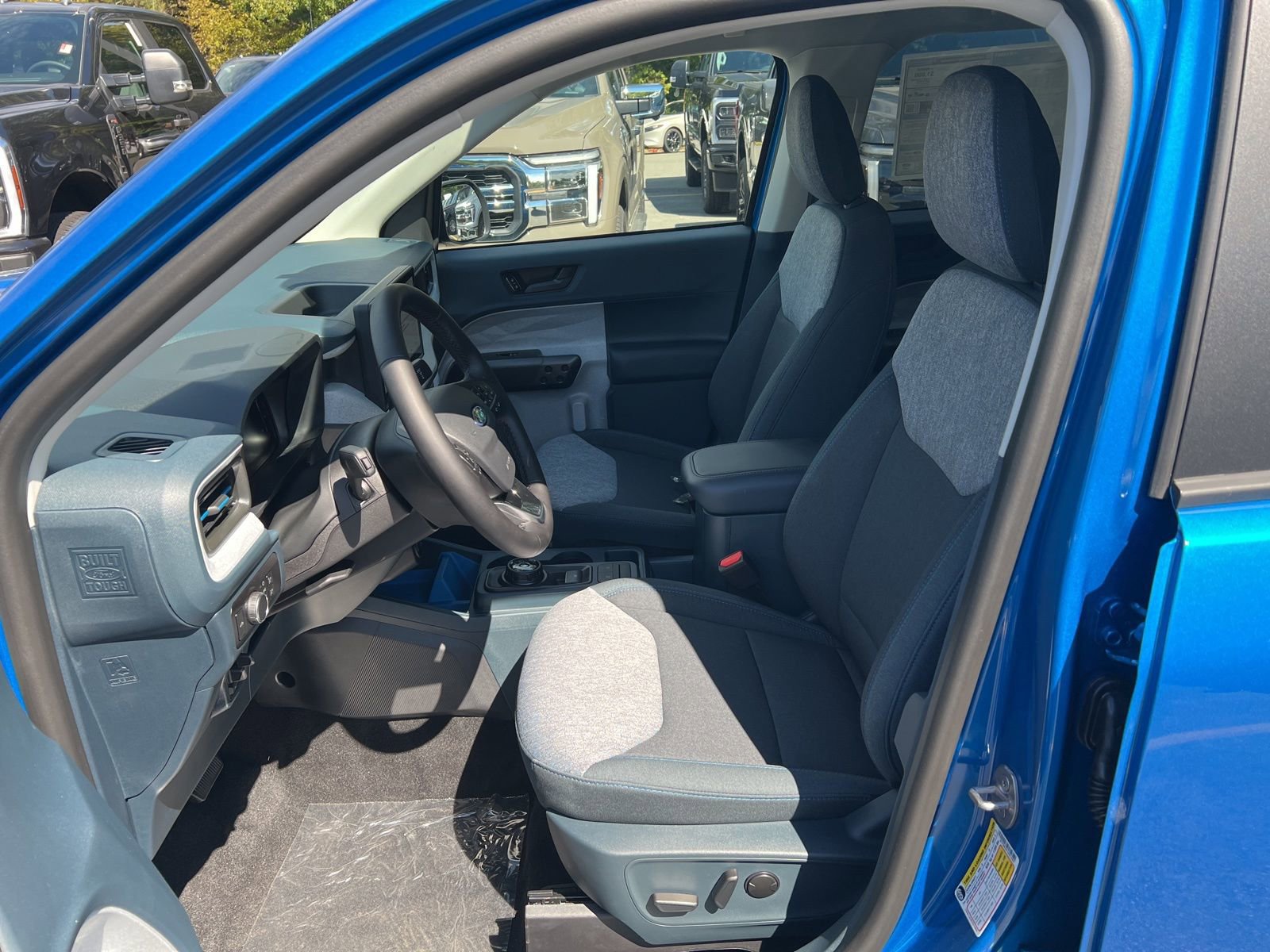 Used 2025 Ford Maverick XLT w/ XLT Luxury Package image 13