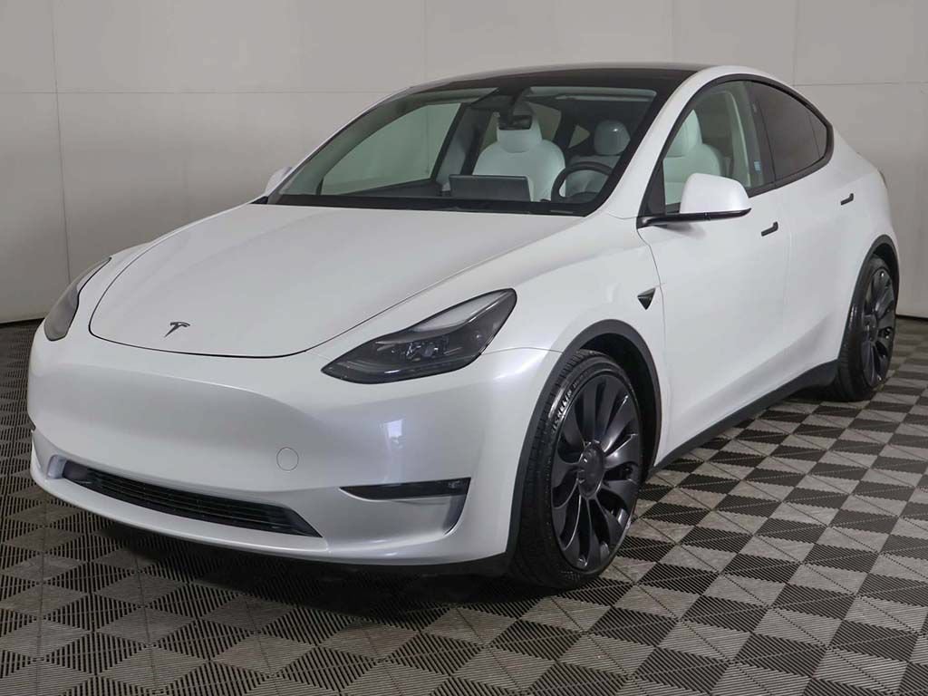 Used 2023 Tesla Model Y Performance AWD/4WD image 9