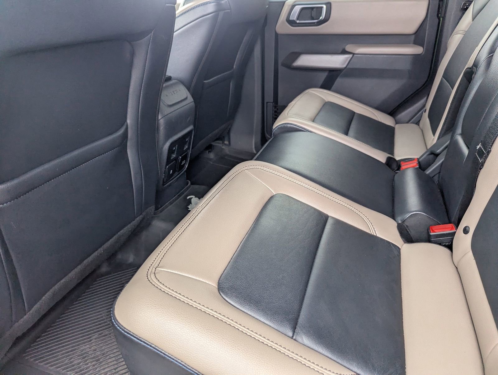 Certified 2022 Ford Bronco Wildtrak image 15