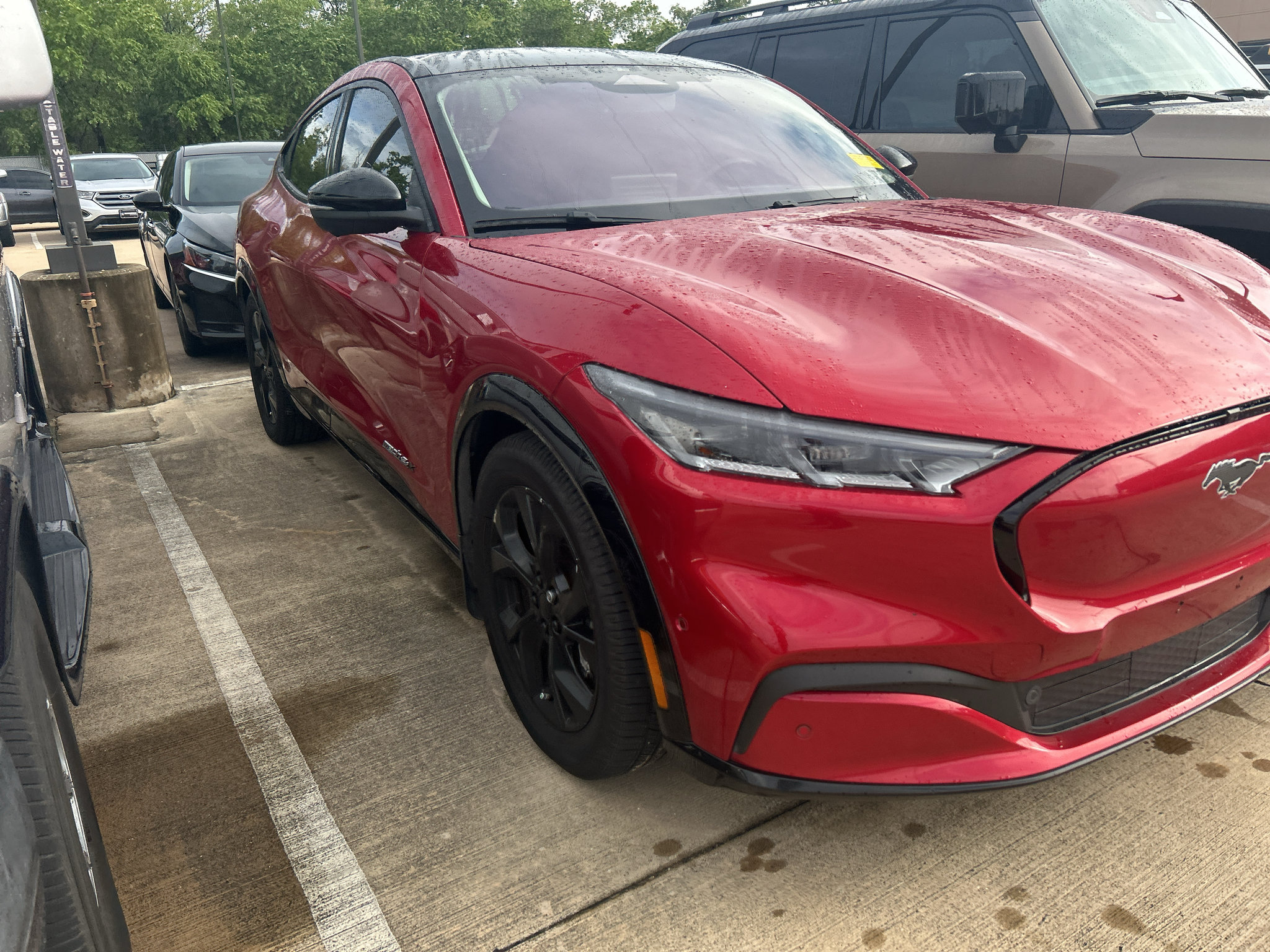 Used 2021 Ford Mustang Mach-E Premium AWD/4WD image 23