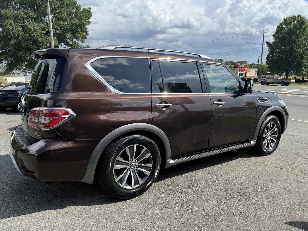 Used 2017 Nissan Armada SL w/ Technology Package image 4