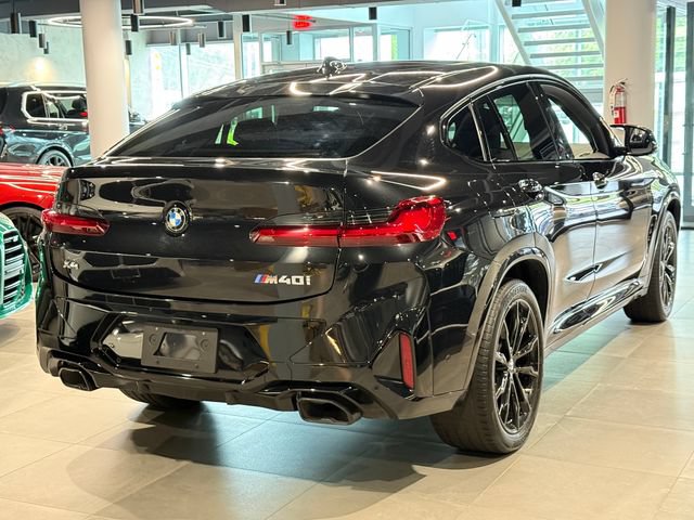 Used 2024 BMW X4 M40i w/ Premium Package AWD/4WD image 4