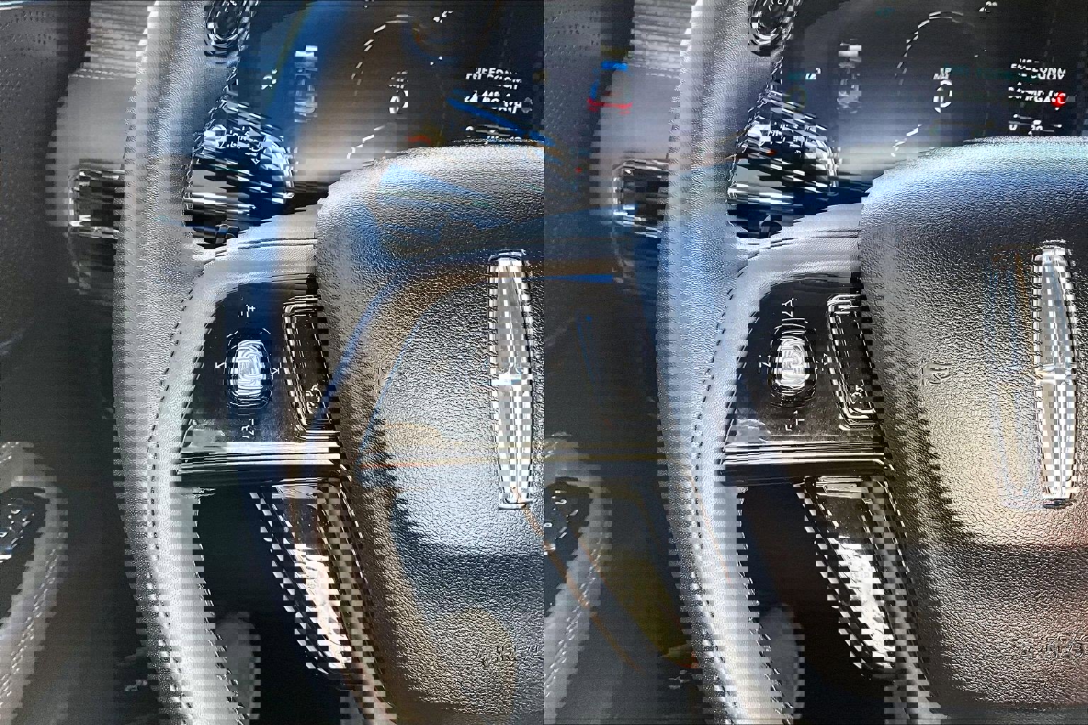 Used 2023 Lincoln Corsair AWD image 21