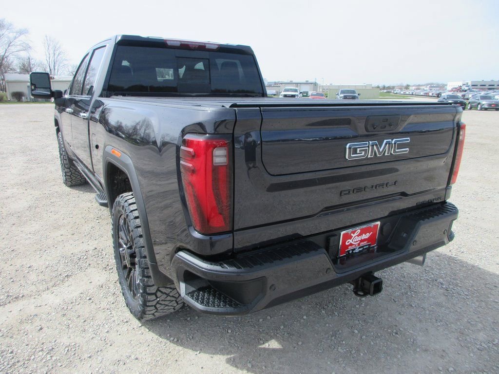 New 2026 GMC Sierra 2500 Denali Ultimate image 11