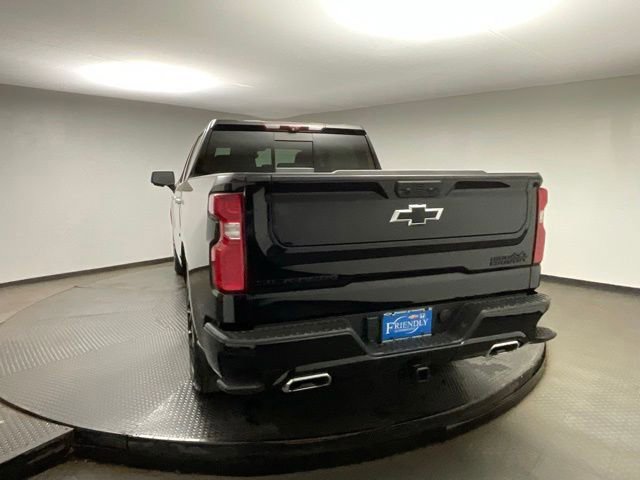 Used 2024 Chevrolet Silverado 1500 High Country w/ Technology Package AWD/4WD image 4