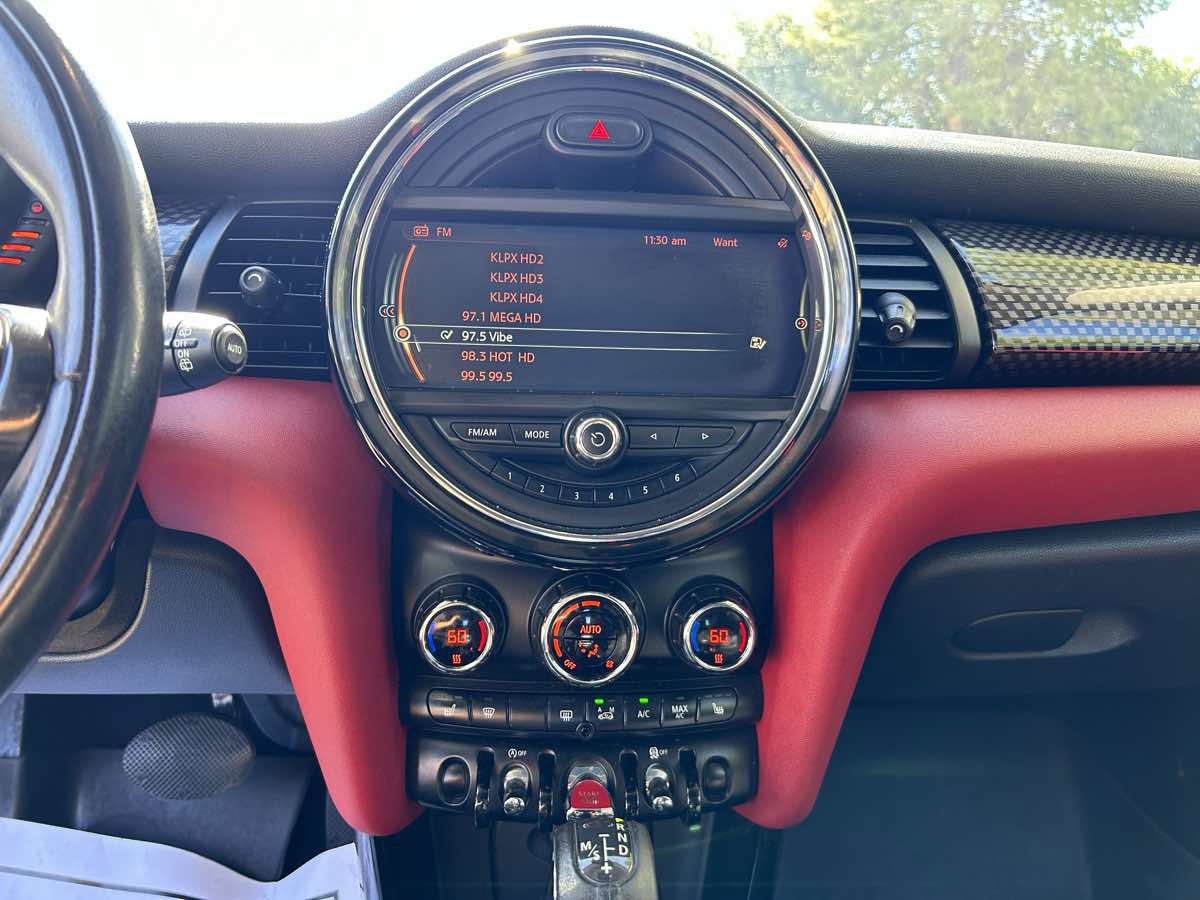 Used 2014 MINI Cooper S FWD image 11
