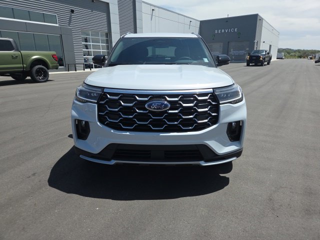 New 2026 Ford Explorer Platinum w/ LUX Leather Package AWD/4WD image 2