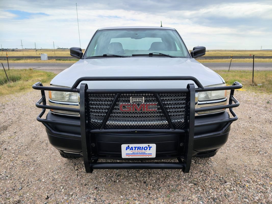 Used 2001 GMC Sierra 2500 SL AWD/4WD image 8