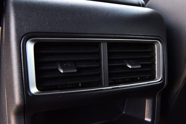 Certified 2024 Volkswagen Atlas Cross Sport SE image 22