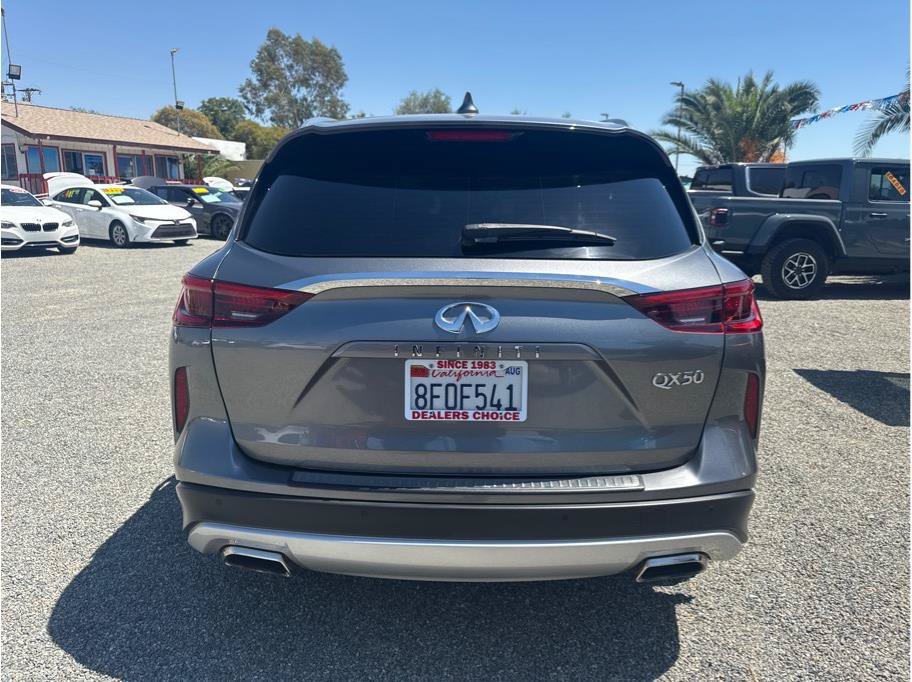 Used 2019 INFINITI QX50 Essential w/ Sensory Package AWD/4WD image 6