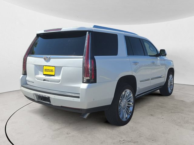 Used 2017 Cadillac Escalade Platinum AWD/4WD image 5