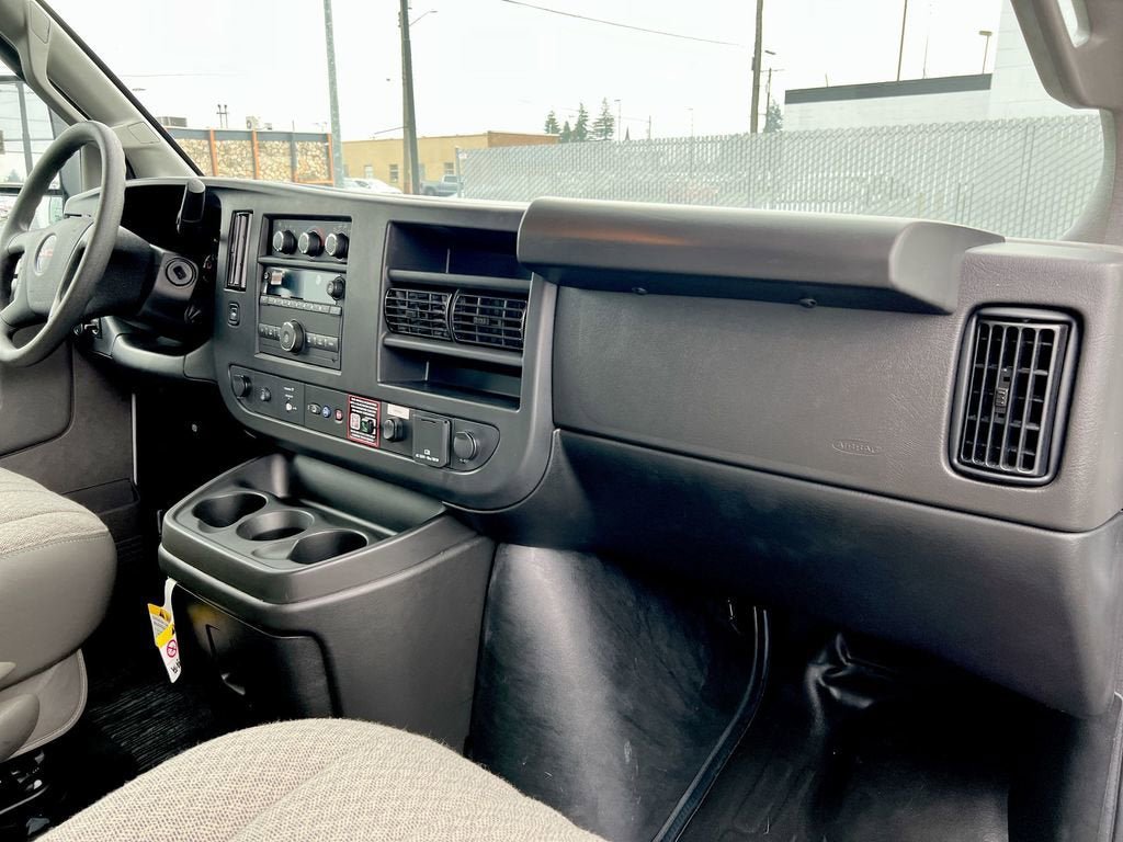 New 2025 GMC Savana 3500 w/ Power Convenience Package RWD image 62