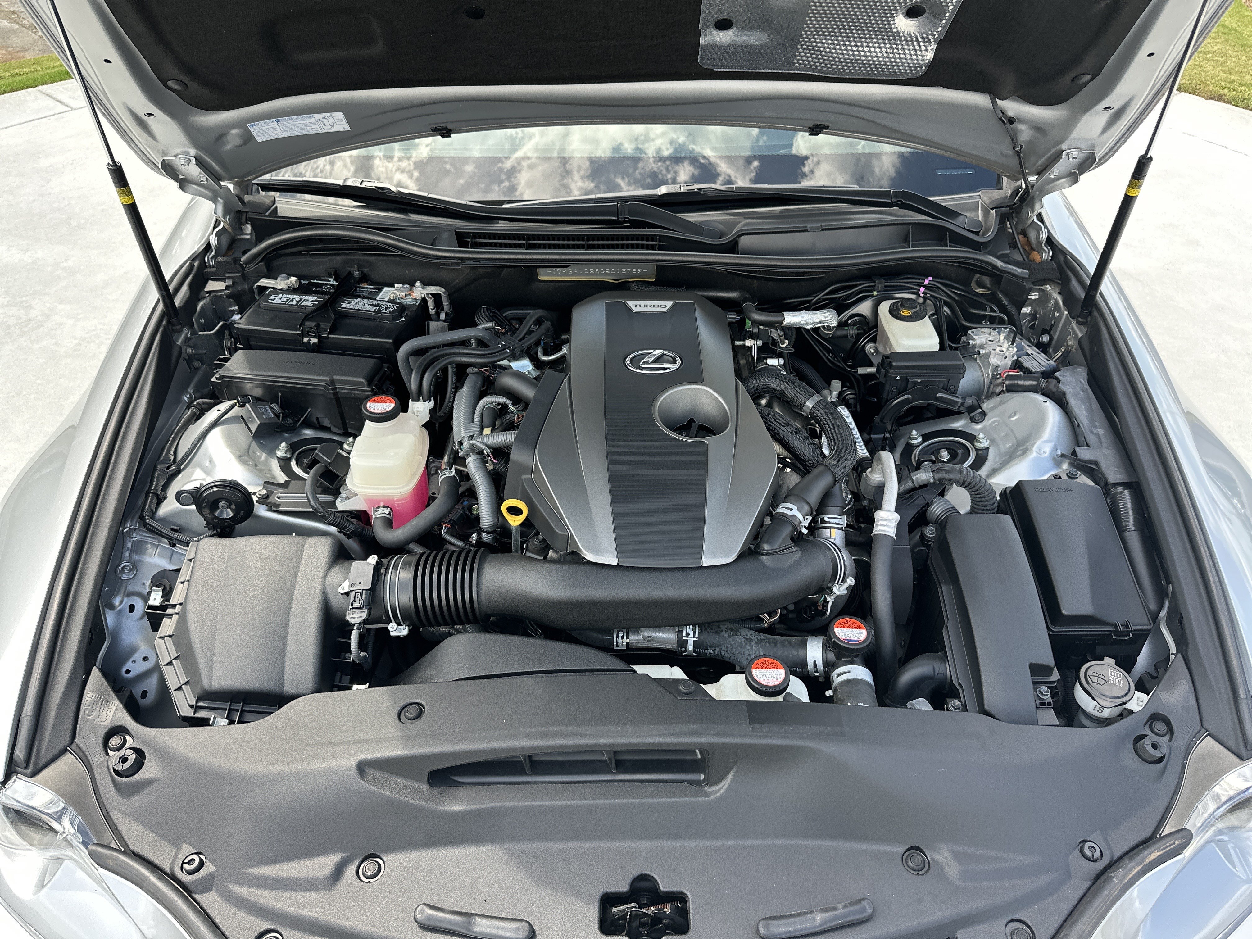 Used 2016 Lexus IS 200t w/ Premium Package RWD image 34