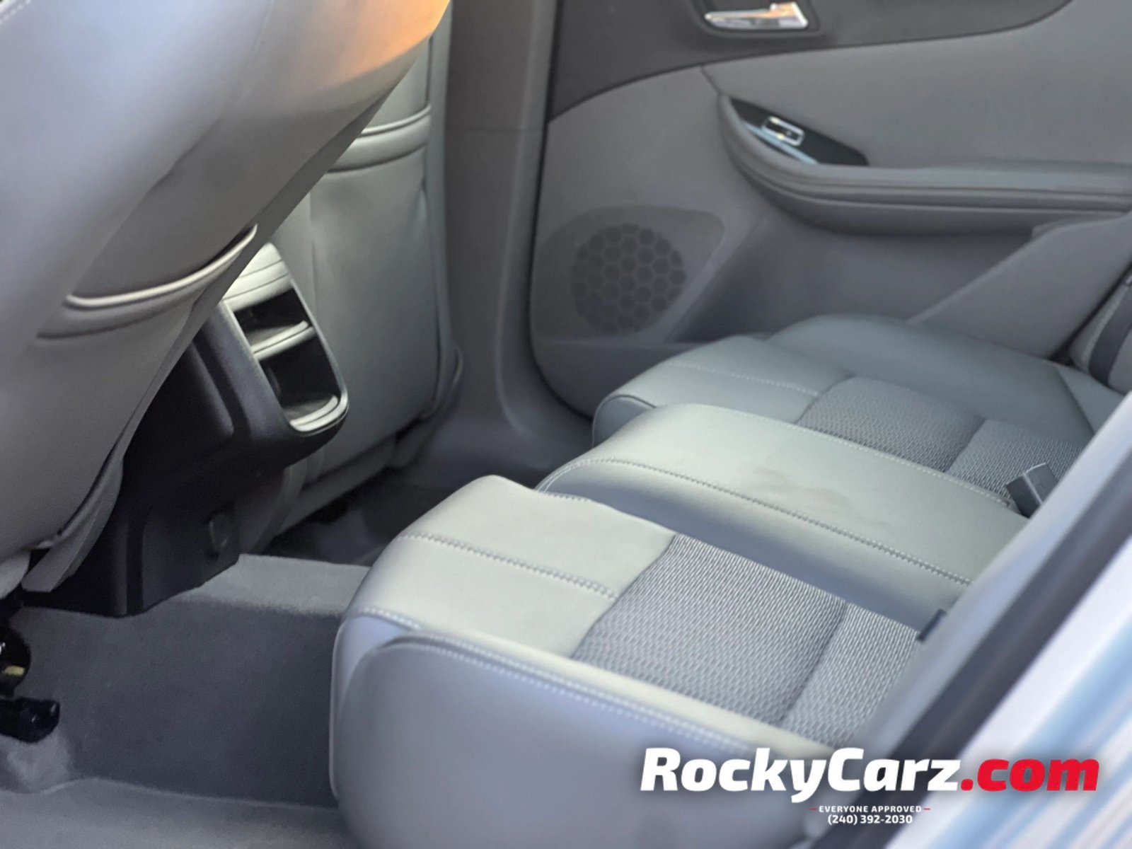 Used 2019 Chevrolet Impala LS FWD image 11
