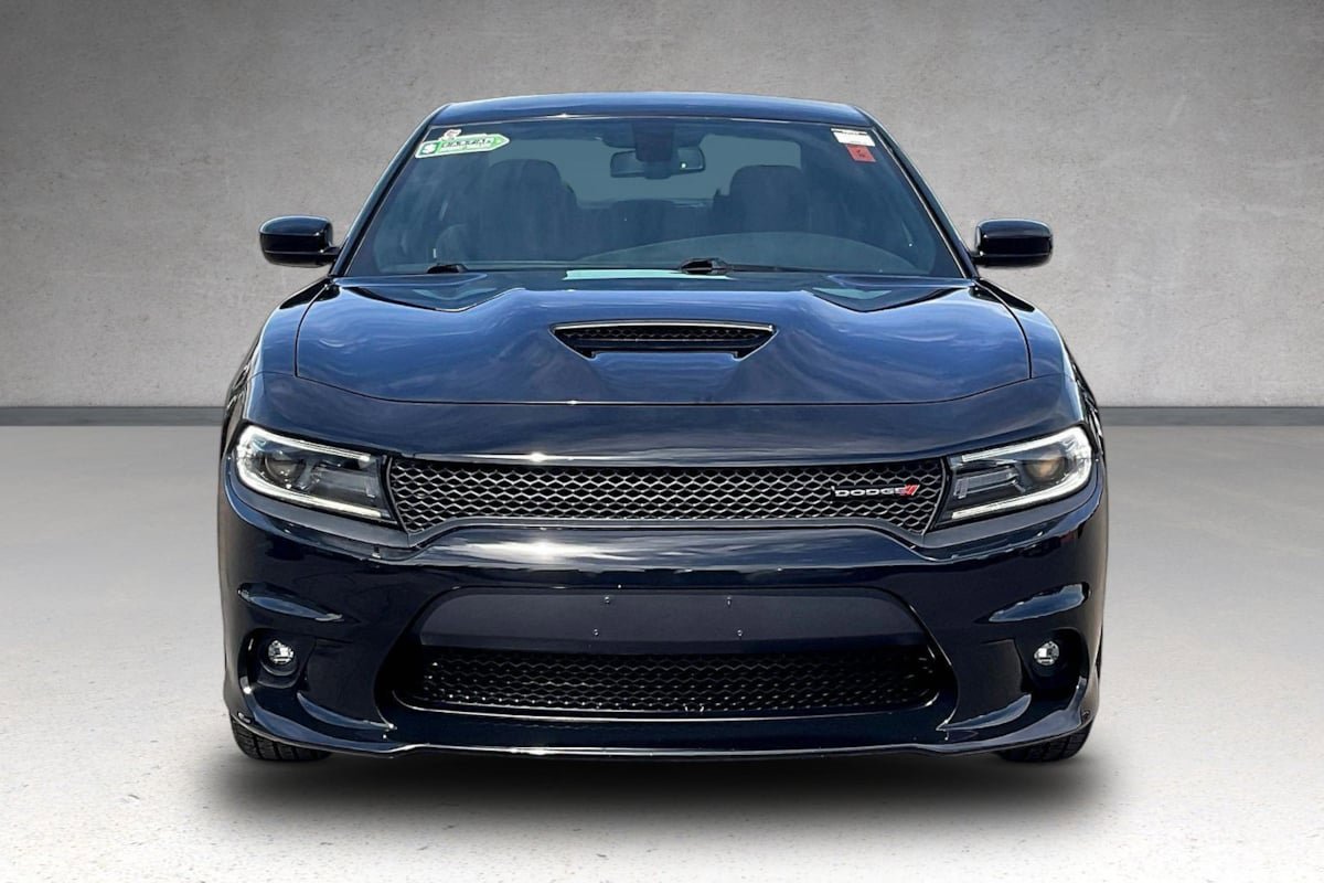 Used 2019 Dodge Charger GT image 3