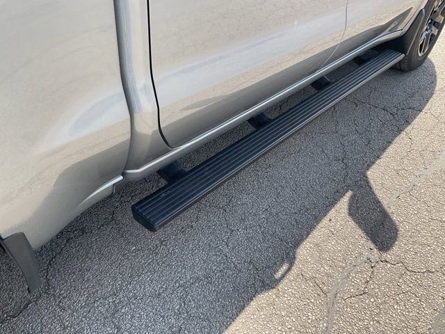 Used 2024 Chevrolet Silverado 1500 Custom image 14