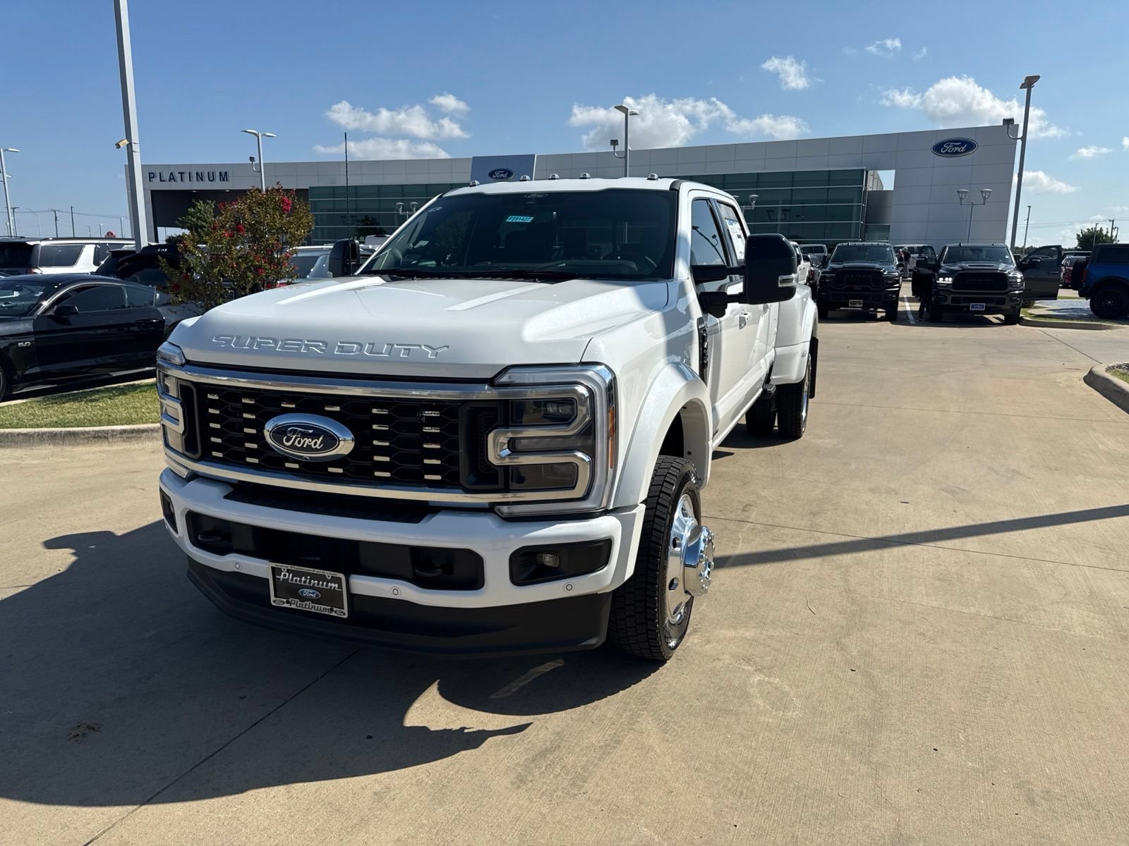 New 2025 Ford F450 Platinum AWD/4WD image 24