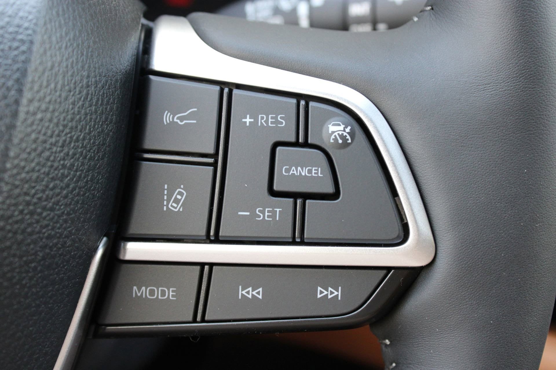 New 2026 Toyota Highlander Platinum AWD/4WD image 39