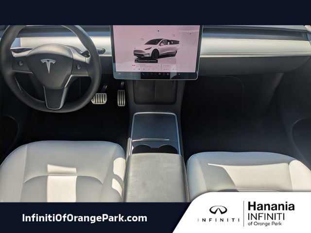 Used 2023 Tesla Model Y Performance image 33