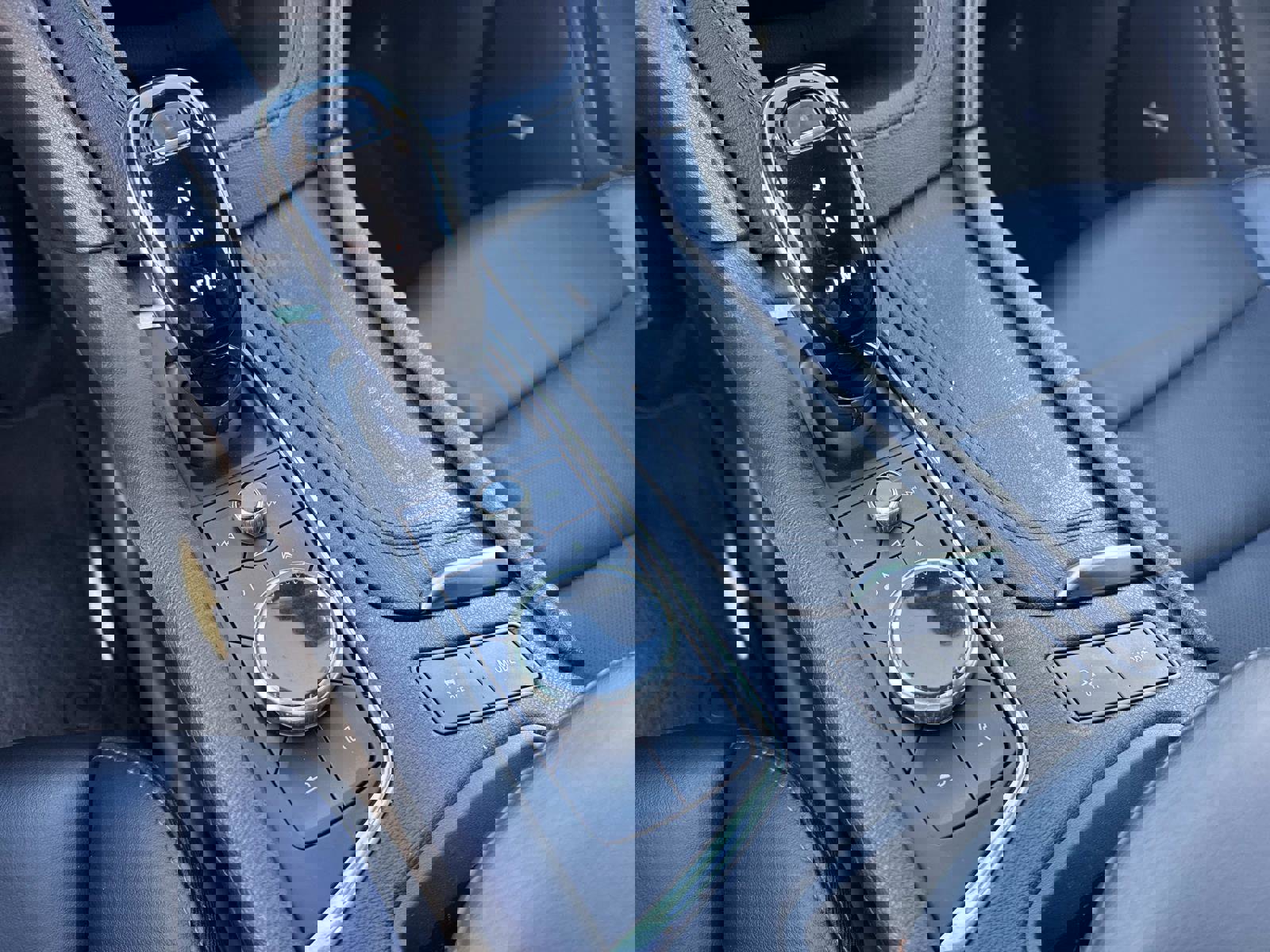 Used 2021 Cadillac XT6 Premium Luxury image 25