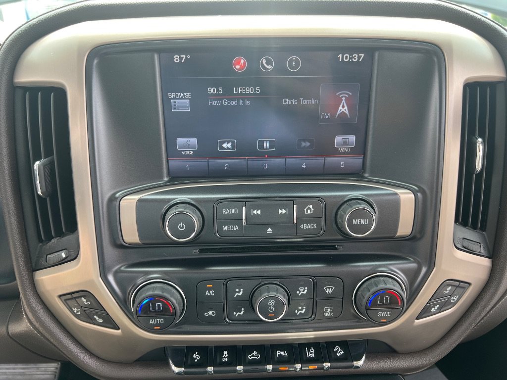 Used 2015 GMC Sierra 2500 Denali w/ Driver Alert Package AWD/4WD image 21
