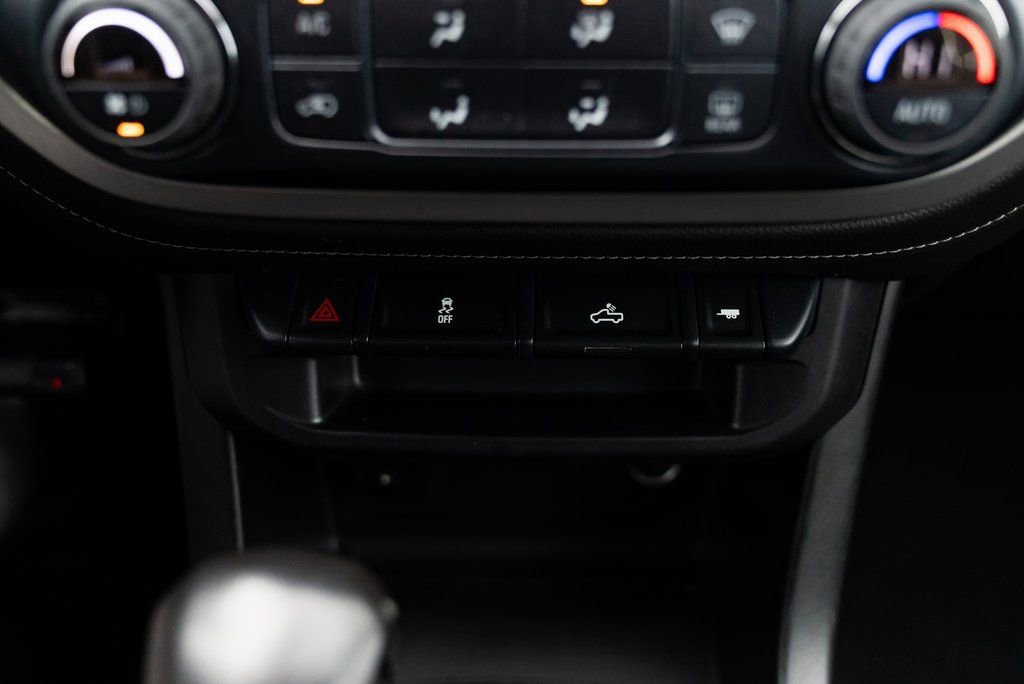 Used 2022 GMC Canyon Elevation image 7