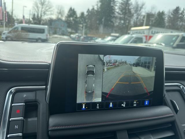 Used 2023 Chevrolet Suburban RST w/ Sport Performance Package image 31