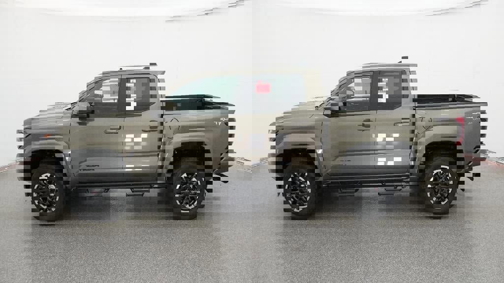 New 2026 Toyota Tacoma TRD Sport image 3