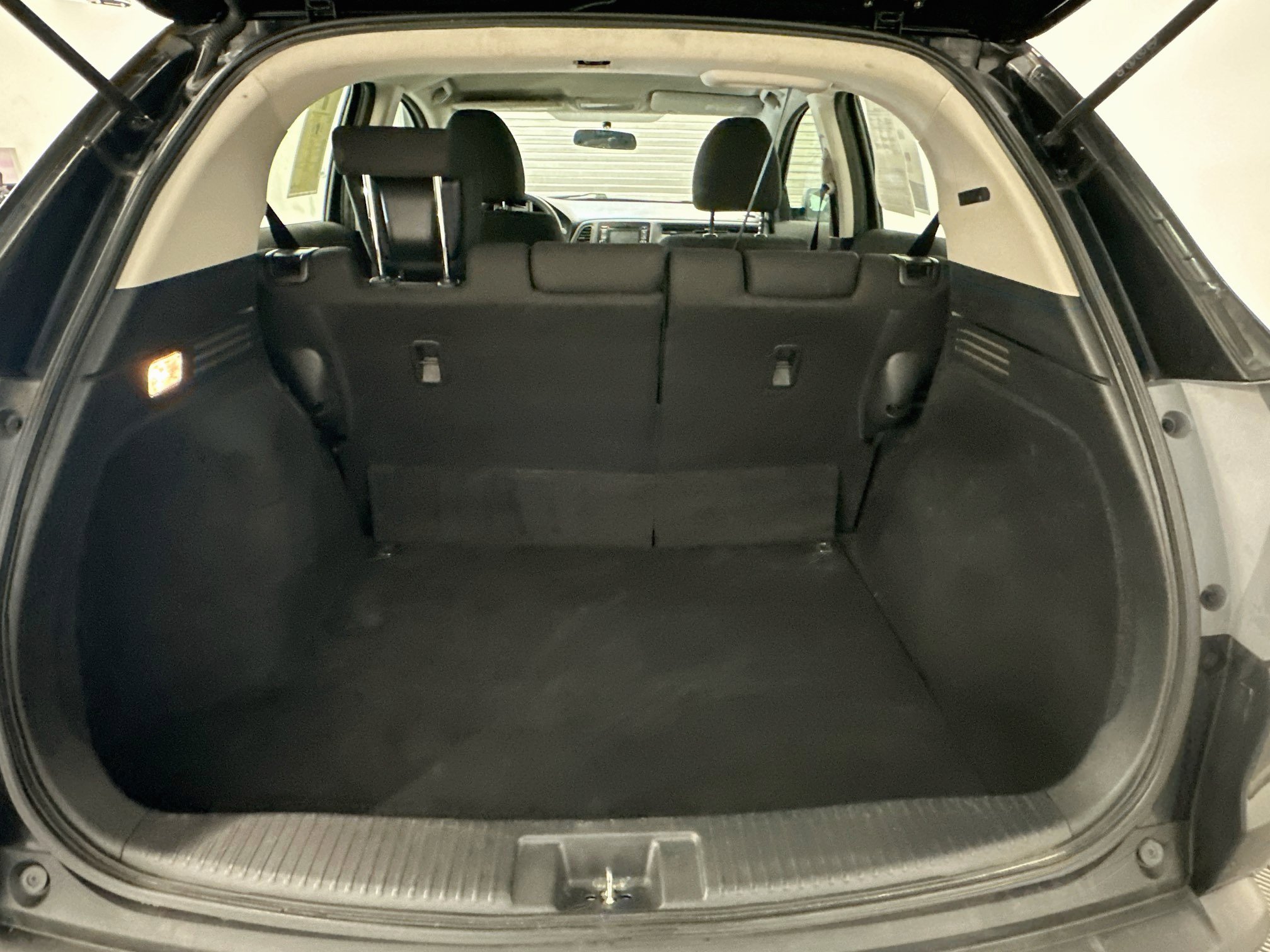 Used 2016 Honda HR-V LX image 29