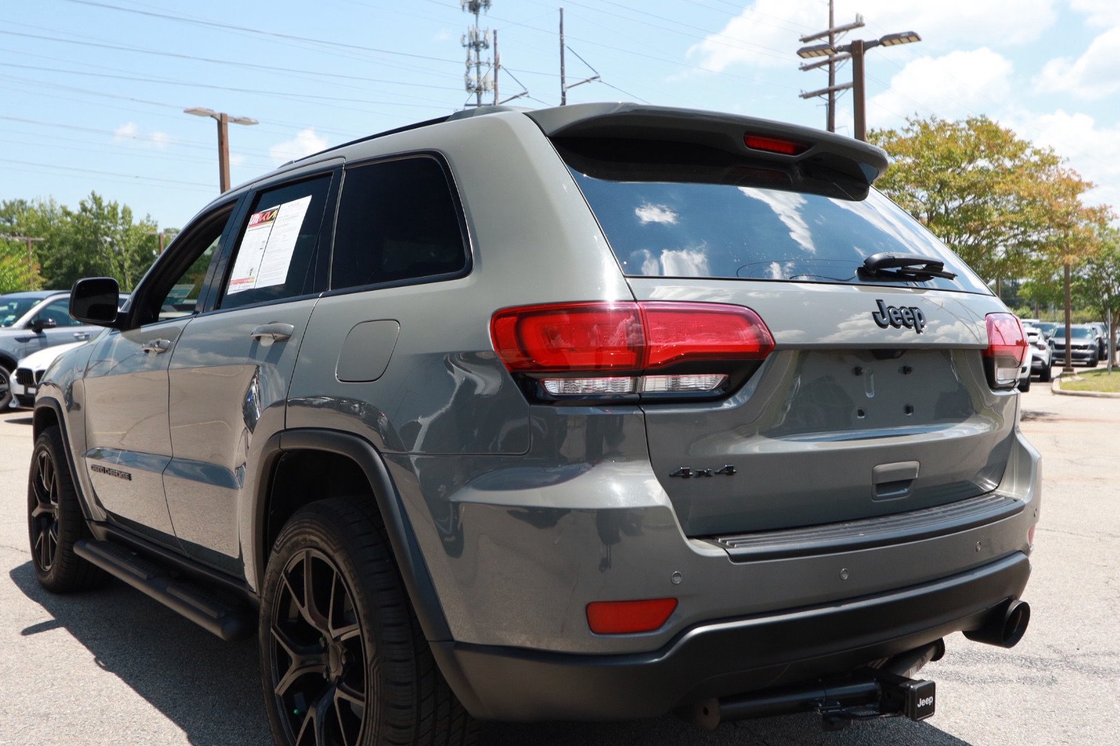 Used 2021 Jeep Grand Cherokee Freedom Edition AWD/4WD image 3