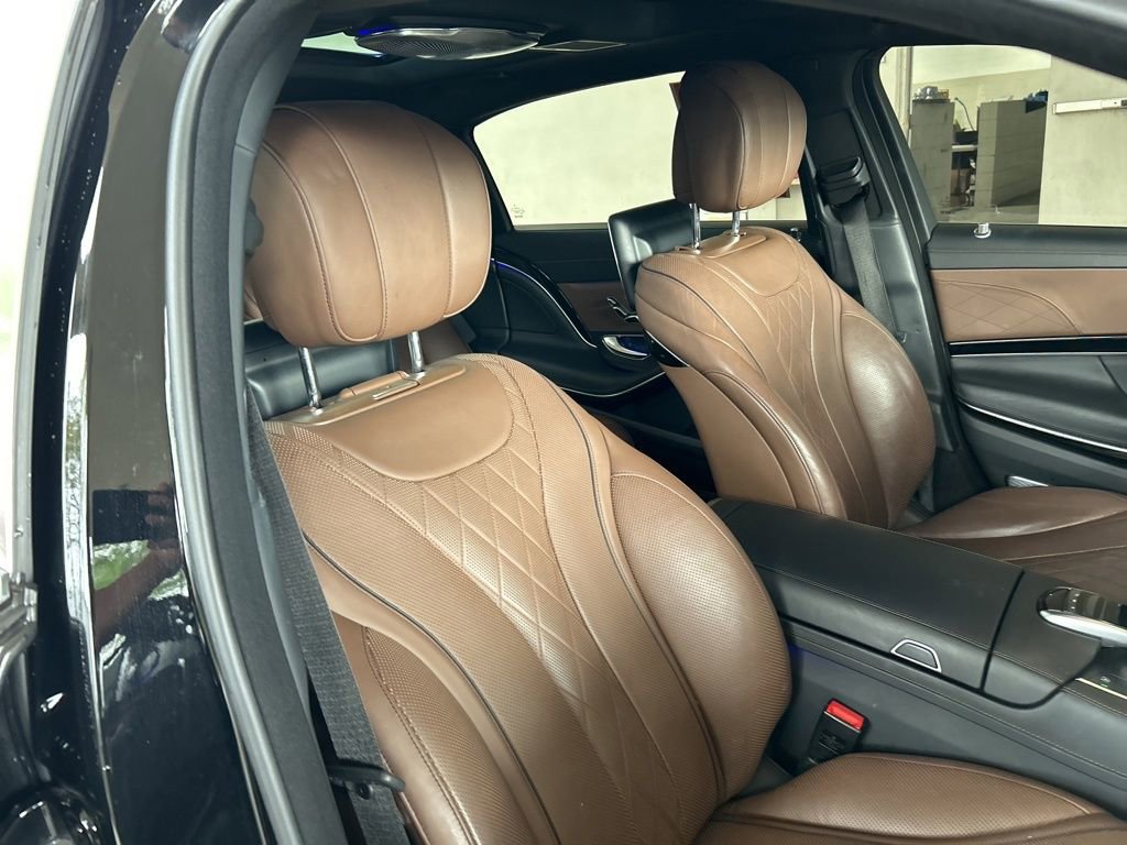 Used 2017 Mercedes-Benz Maybach S 550 4MATIC image 26