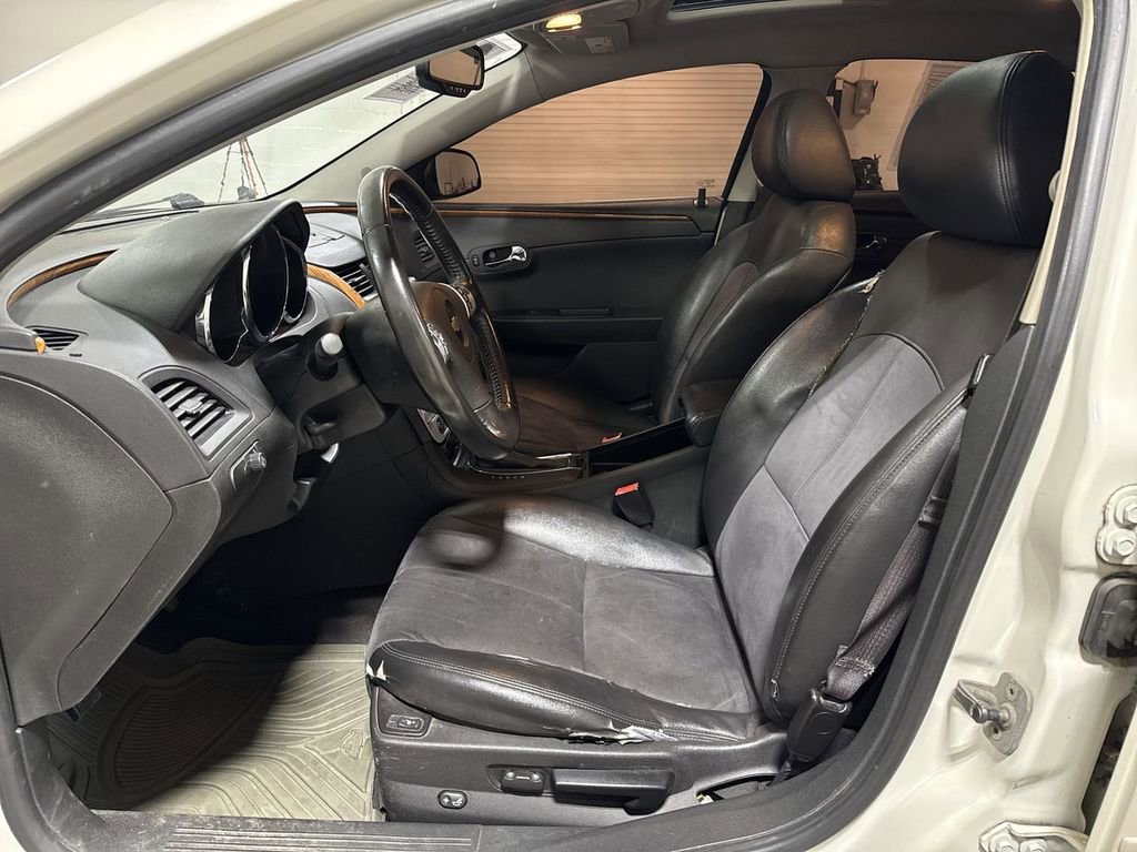 Used 2011 Chevrolet Malibu LT image 19