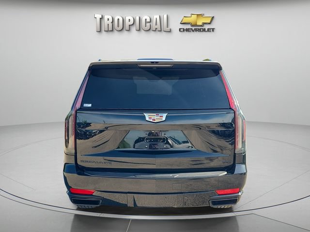 Used 2021 Cadillac Escalade ESV Sport Platinum w/ LPO, ONYX Package AWD/4WD image 4