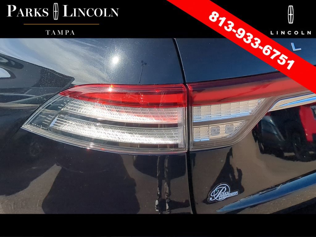 Certified 2023 Lincoln Aviator 2WD w/ Premium Package image 7