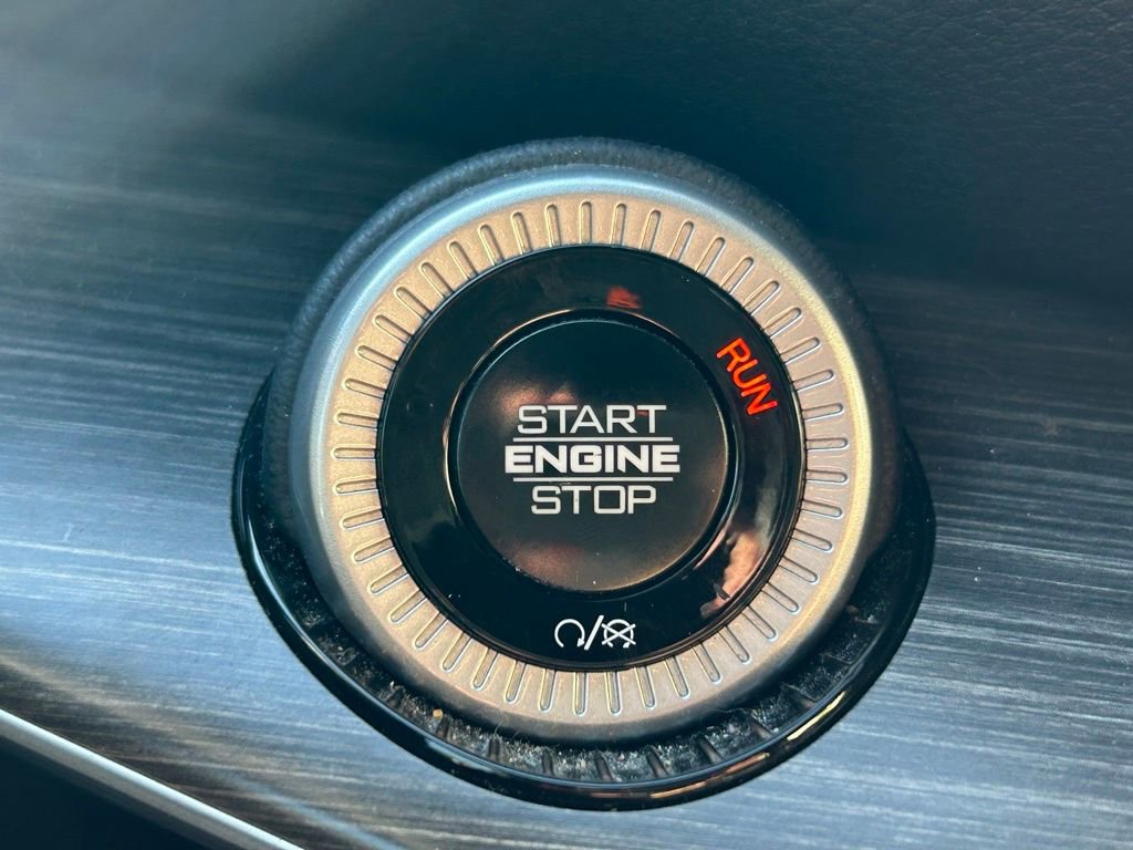 Used 2024 Jeep Wagoneer Series II w/ Flexible Seating Group image 42