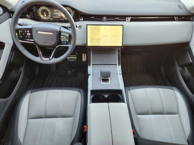 Used 2024 Land Rover Range Rover Evoque Dynamic SE image 28