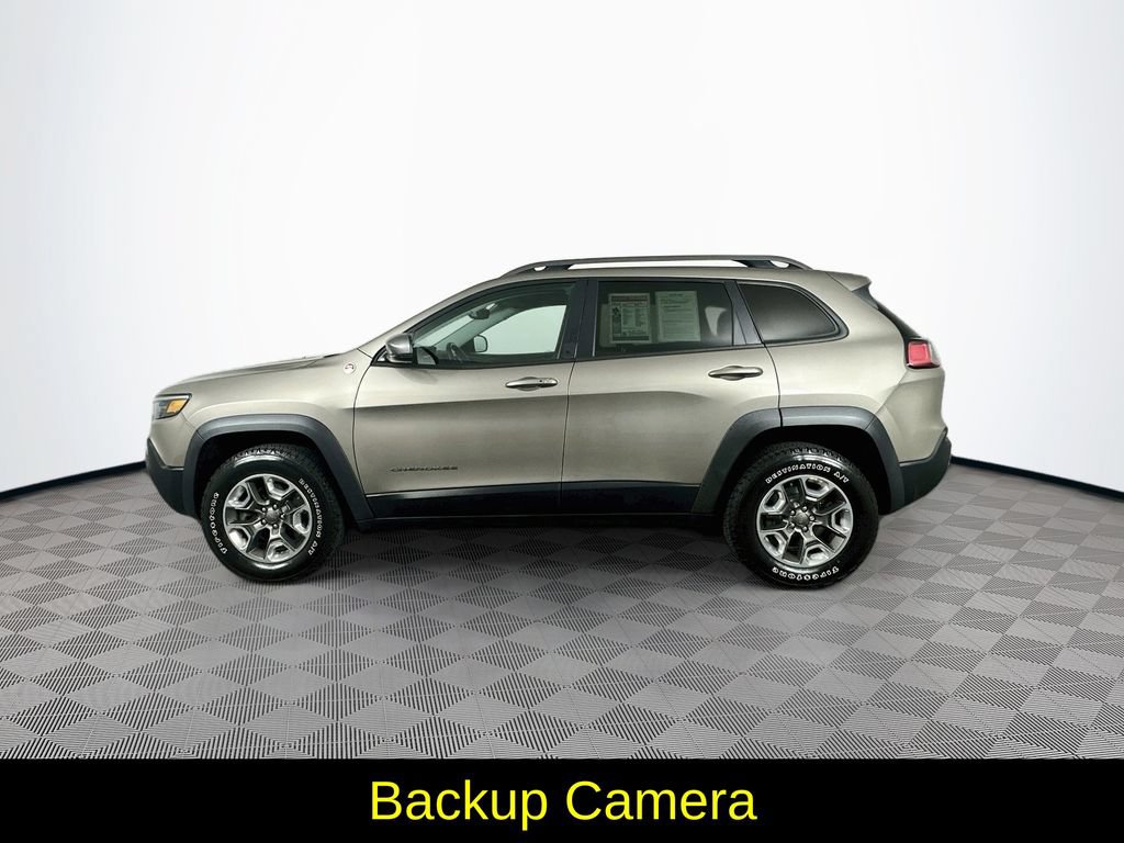 Used 2019 Jeep Cherokee Trailhawk w/ Cold Weather Group AWD/4WD image 6