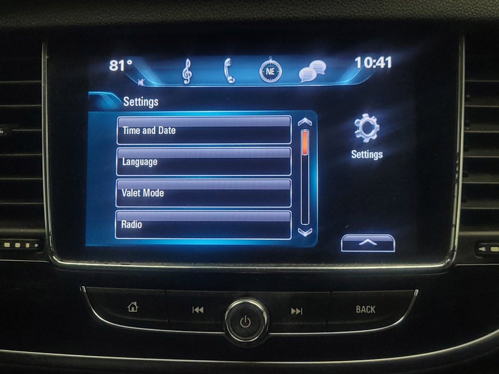 Used 2017 Buick Encore Essence FWD image 25