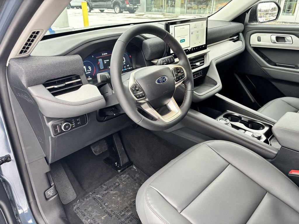 New 2026 Ford Explorer Active w/ Active Comfort Package image 20