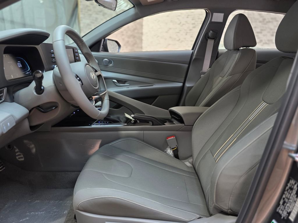 New 2026 Hyundai Elantra Sport FWD image 14