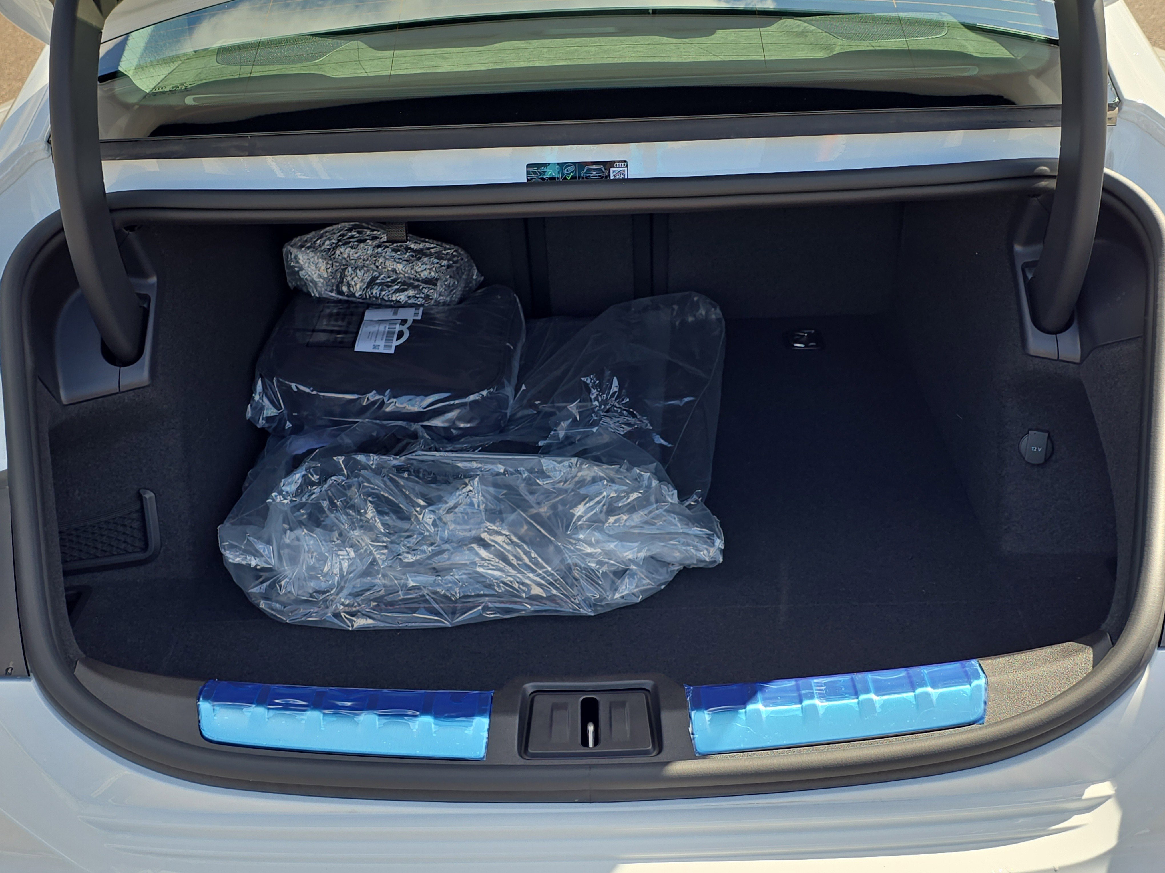 New 2026 Audi RS e-tron GT performance image 8